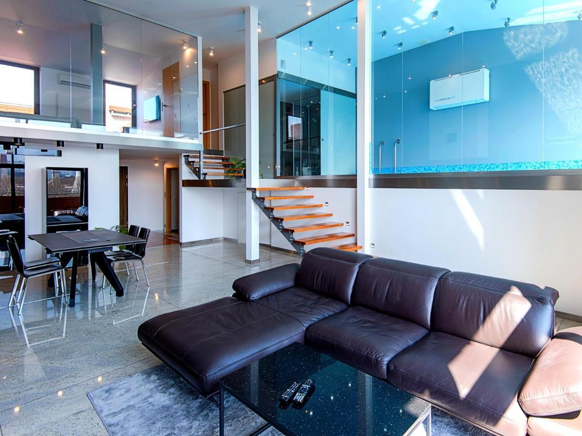Mlynska 8 Apartament Z Prywatnym Basenem Bielsko-Biala Luaran gambar